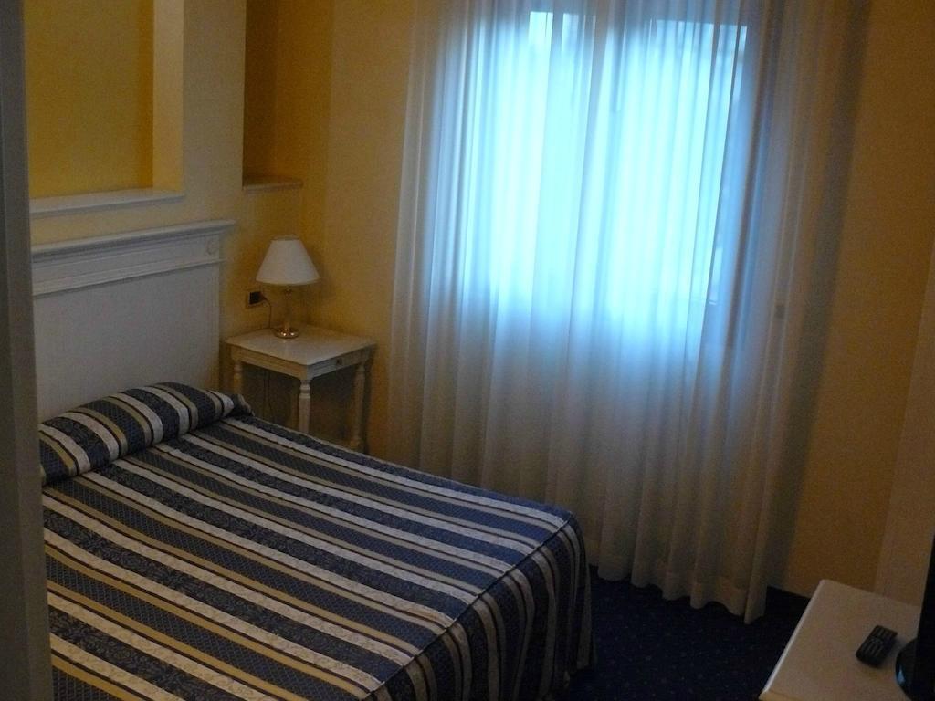 Hotel Milano 3*
